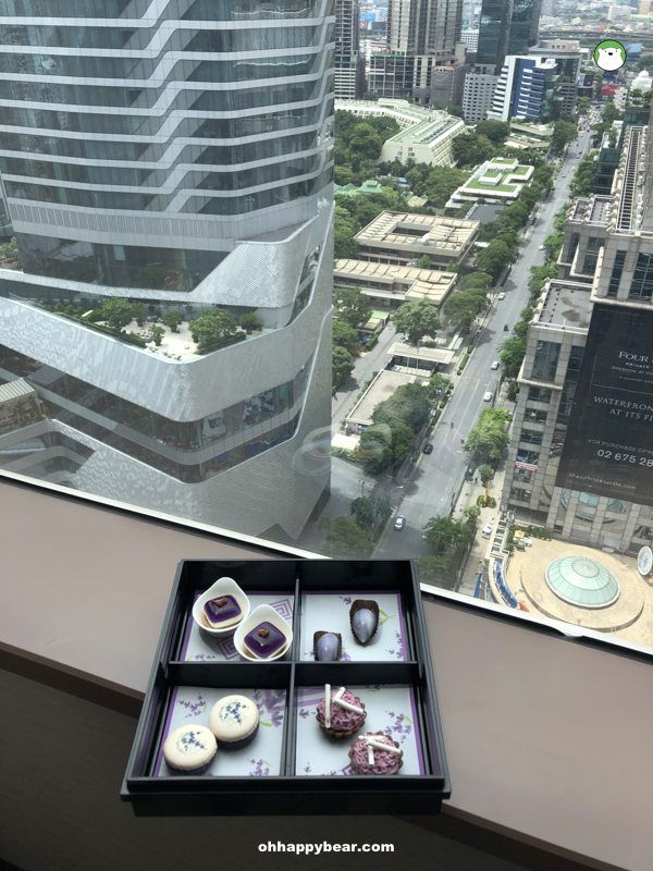 http://www.ohhappybear.com/wp-content/uploads/2019/08/Views-from-The-Okura-Prestige-Bangkok-1.jpg